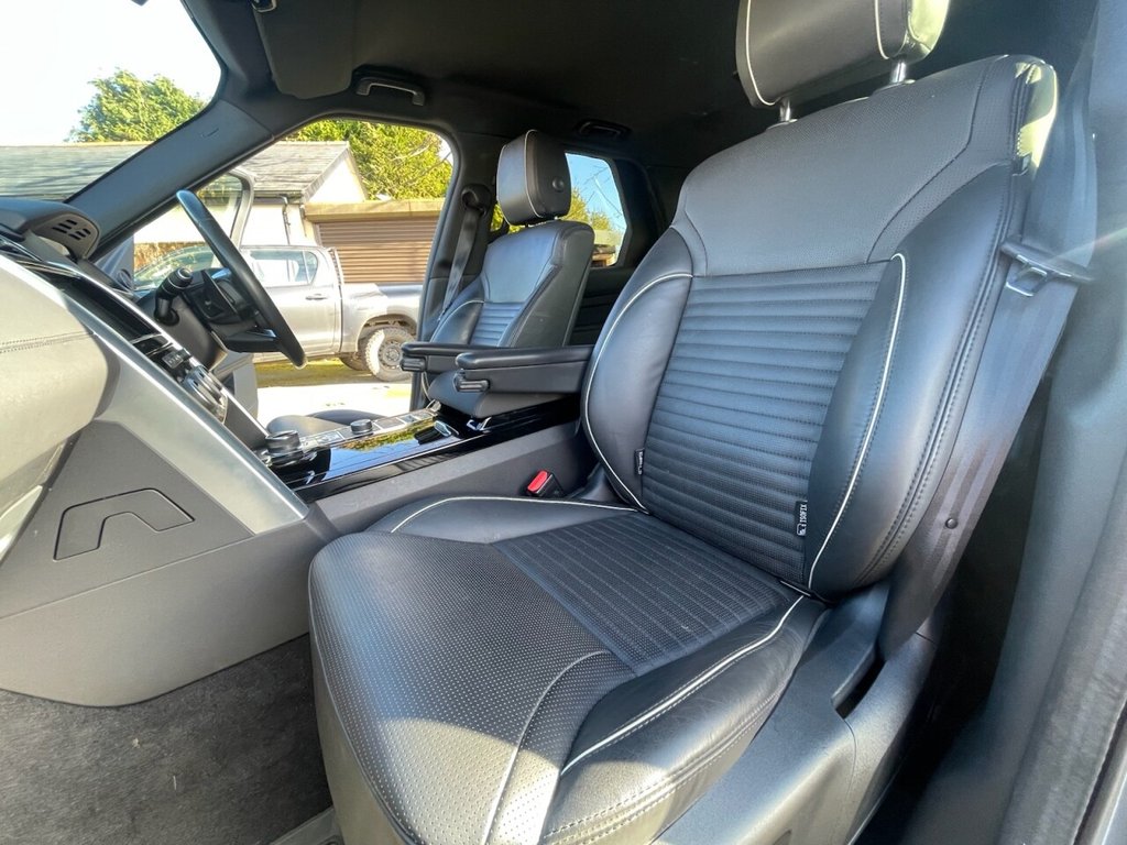 Used Land Rover Discovery 2020 for sale - 77952375: Photo 14