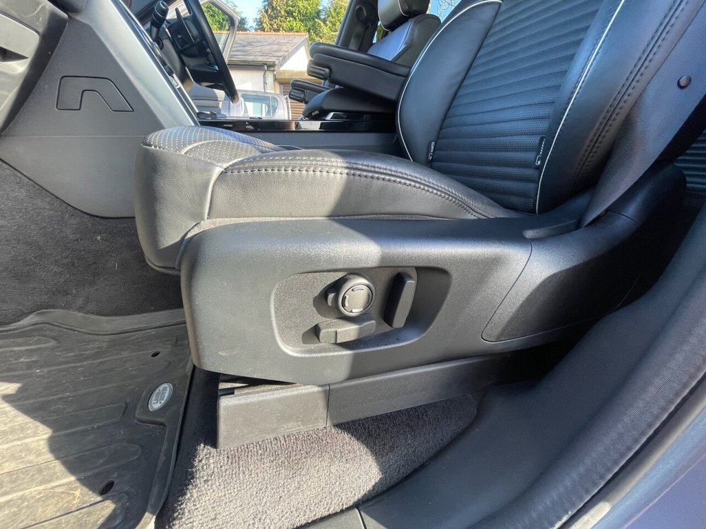 Used Land Rover Discovery 2020 for sale - 77952375: Photo 17