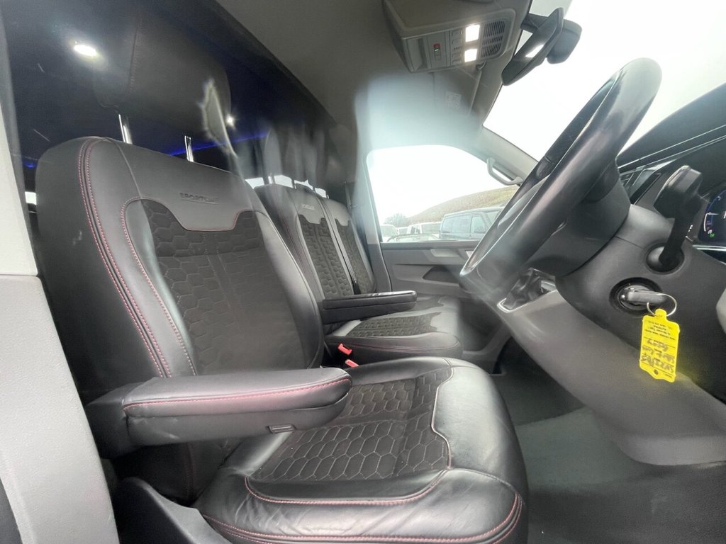 Used Volkswagen Transporter 2023 for sale - 77971632: Photo 36