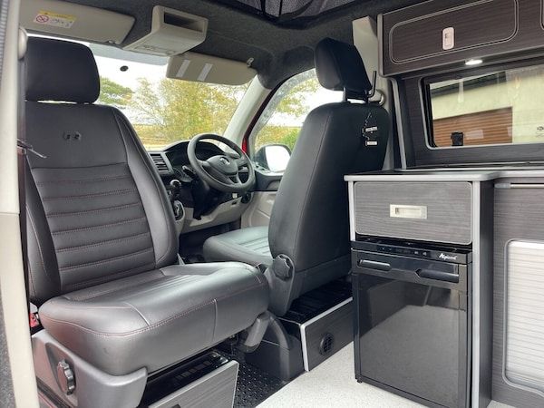 Used Volkswagen Transporter 2019 for sale - 76106127: Photo 5