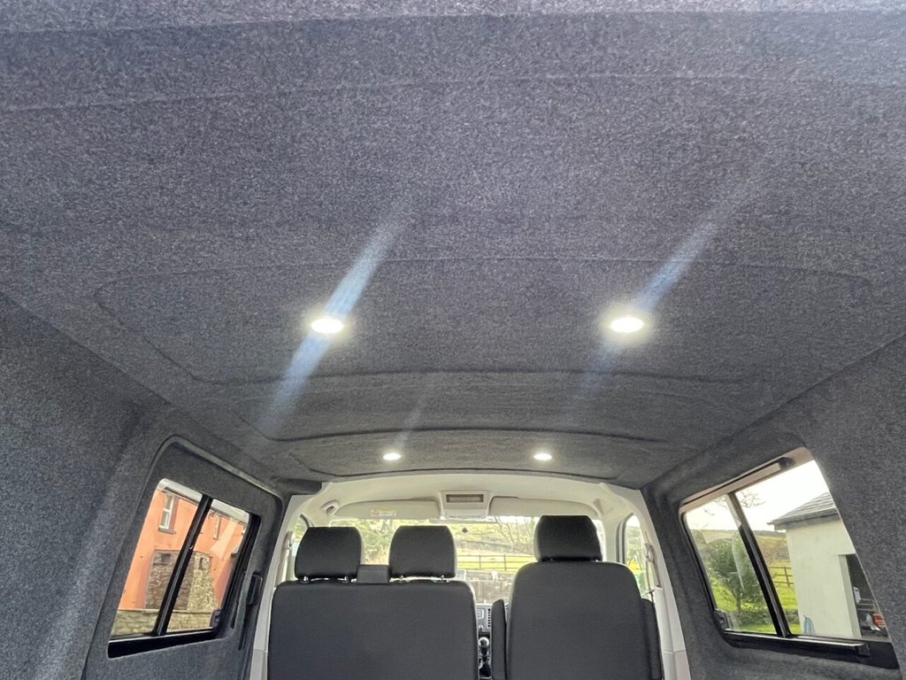 Used Volkswagen Transporter 2019 for sale - 77967042: Photo 23