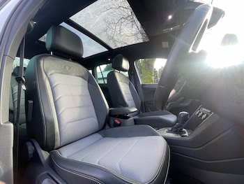 Used Volkswagen Tiguan 2020 for sale - 77227730: Photo