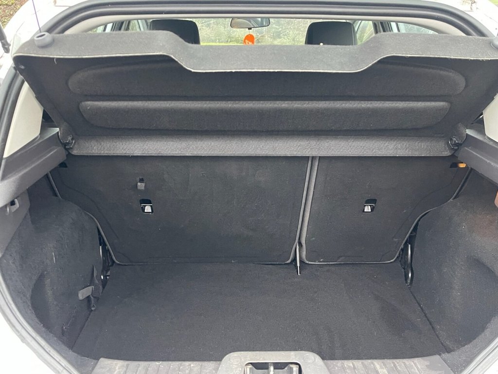 Used Ford Fiesta 2014 for sale - 76768553: Photo 11