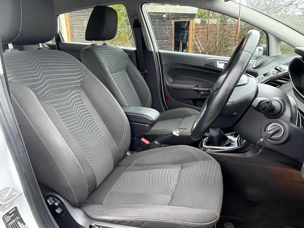 Used Ford Fiesta 2014 for sale - 76768553: Photo 2