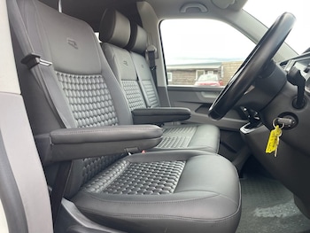 Used Volkswagen Transporter 2023 for sale - 75924011: Photo