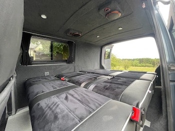 Used Volkswagen Transporter 2009 for sale - 78955060: Photo