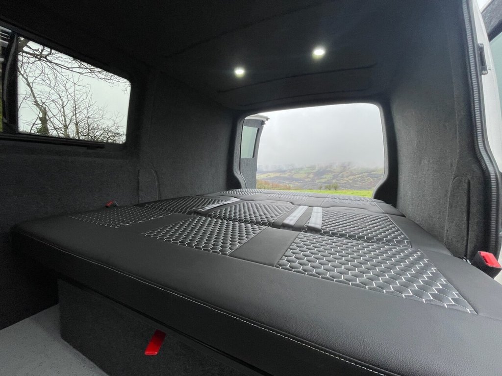 Used Volkswagen Transporter 2021 for sale - 77820923: Photo 34