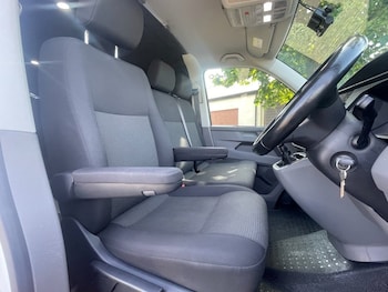 Used Volkswagen Transporter 2021 for sale - 78974747: Photo