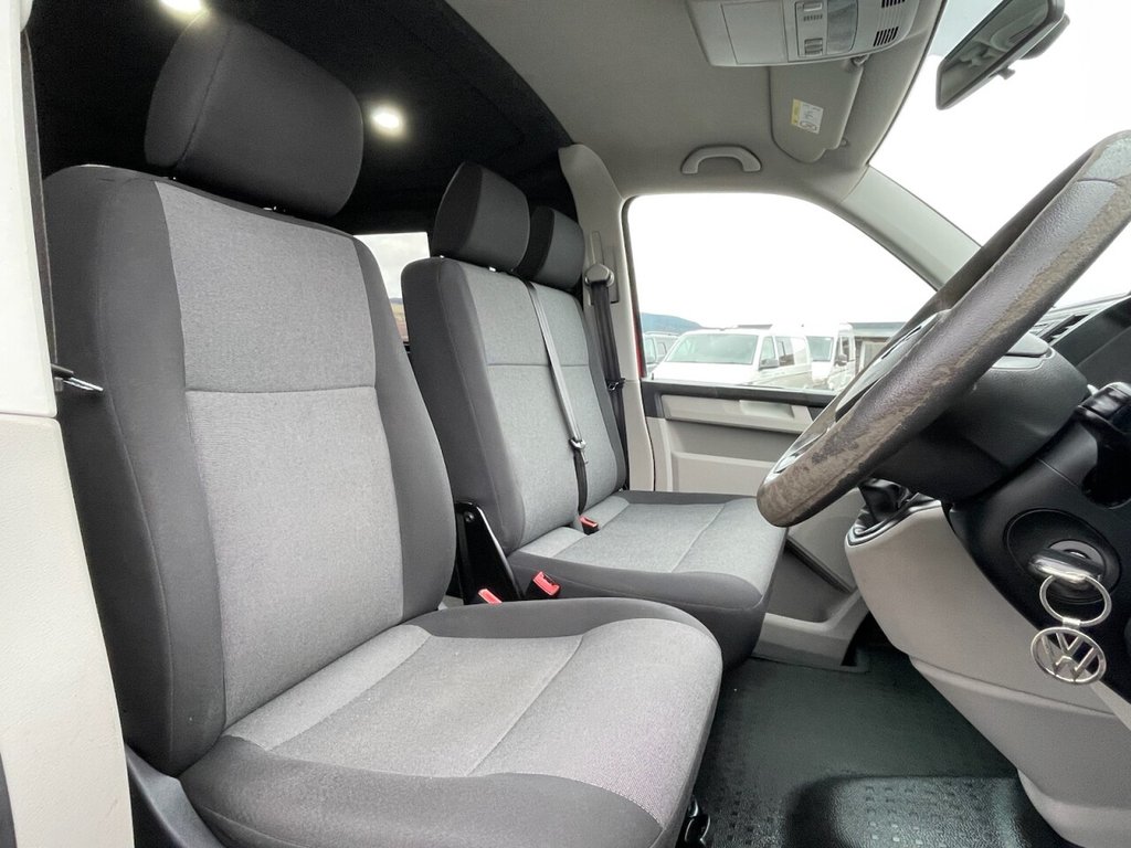 Used Volkswagen Transporter 2019 for sale - 77421837: Photo 2