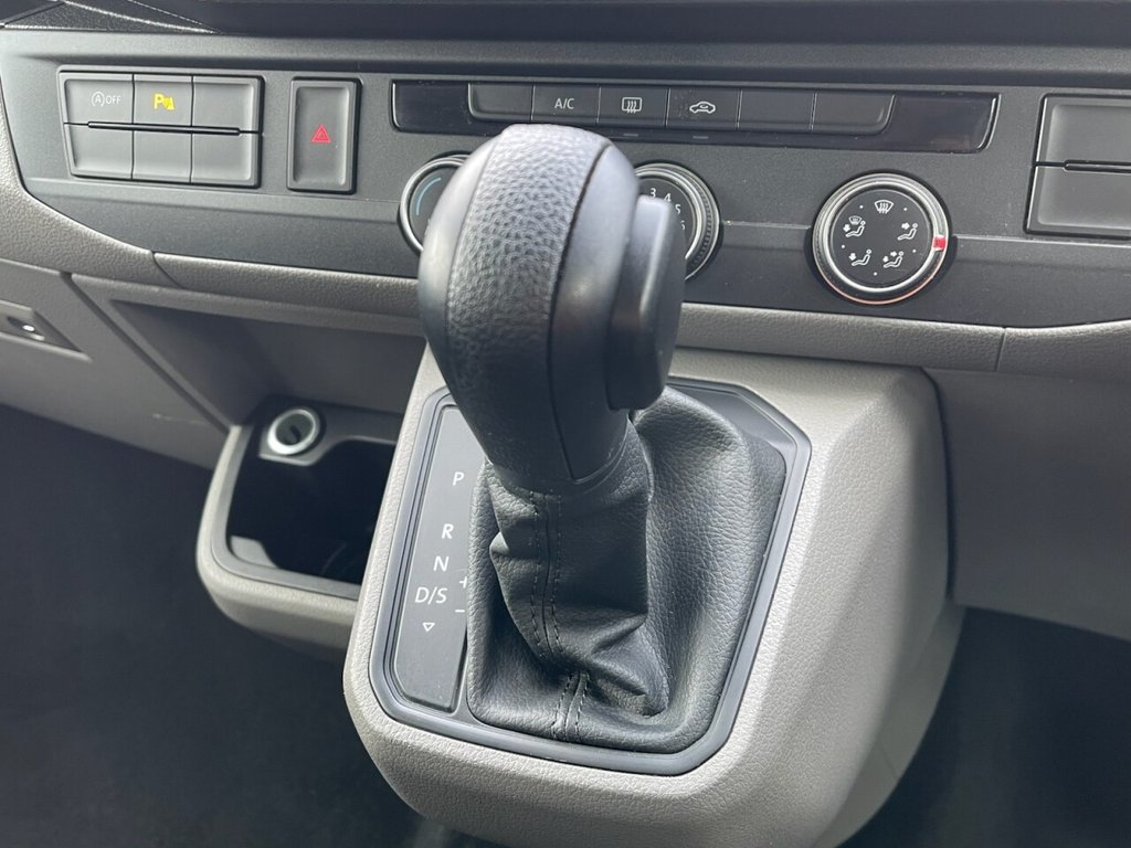 Used Volkswagen Transporter Shuttle 2020 for sale - 77534745: Photo 12