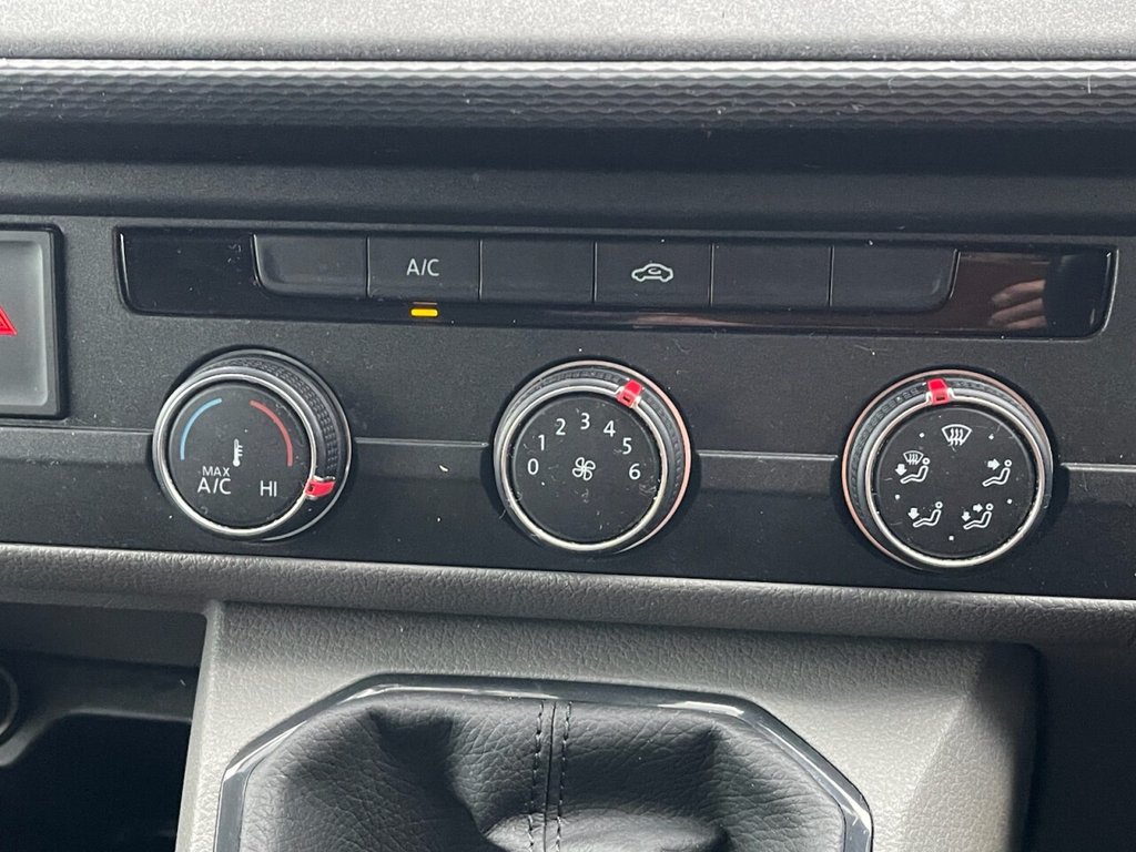 Used Volkswagen Transporter 2021 for sale - 77049102: Photo 12