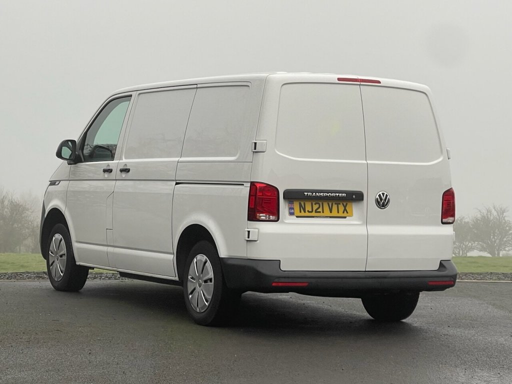 Used Volkswagen Transporter 2021 for sale - 77049102: Photo 16