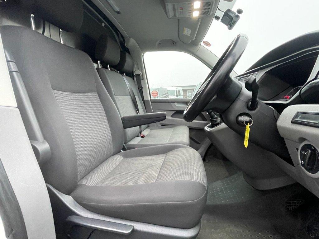 Used Volkswagen Transporter 2021 for sale - 77049102: Photo 2
