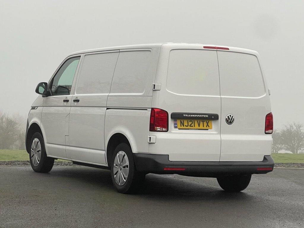 Used Volkswagen Transporter 2021 for sale - 77049102: Photo 4