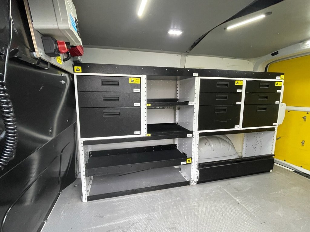 Used Volkswagen Transporter 2021 for sale - 77049102: Photo 9