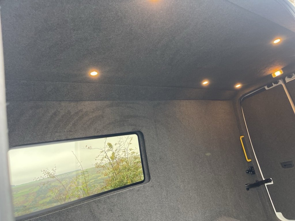 Used Volkswagen Crafter 2022 for sale - 75527367: Photo 32