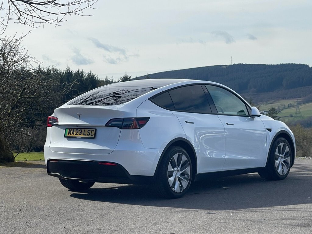 Used Tesla Model Y 2023 for sale - 78082769: Photo 5