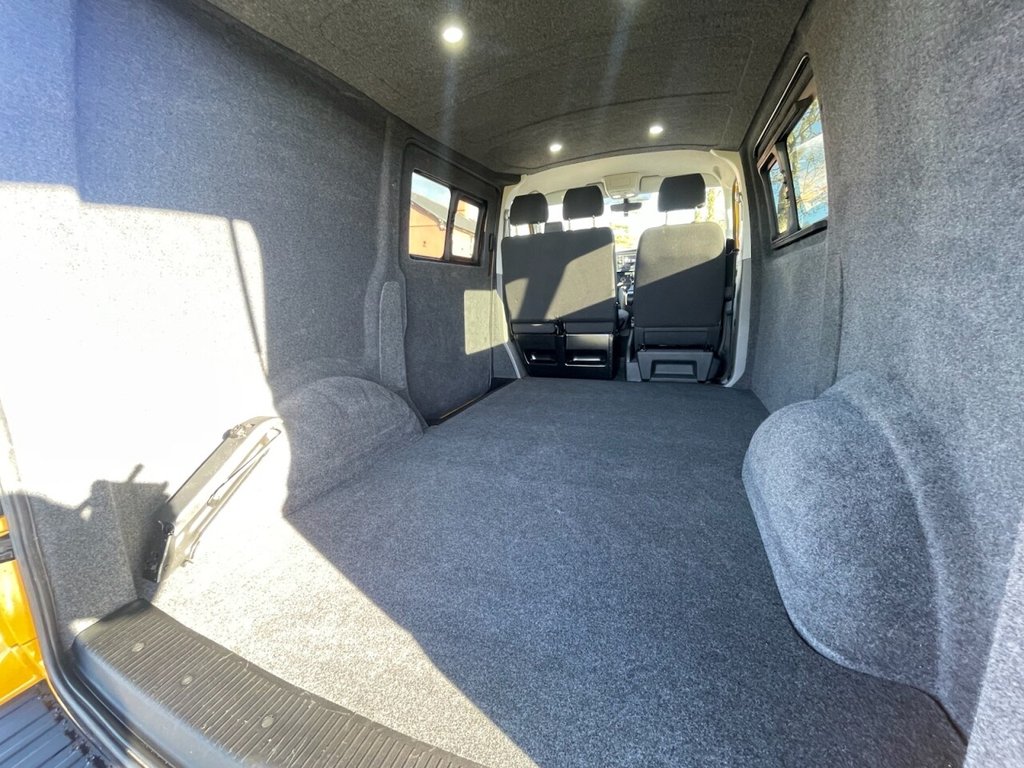 Used Volkswagen Transporter 2020 for sale - 76617389: Photo 20