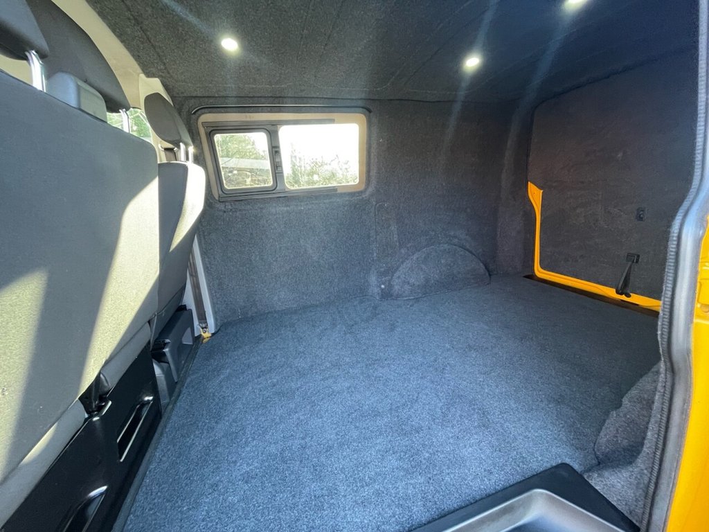 Used Volkswagen Transporter 2020 for sale - 76617389: Photo 22