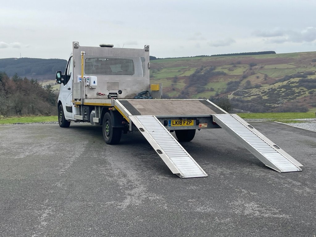 Used Vauxhall Movano 2018 for sale - 77594280: Photo 2