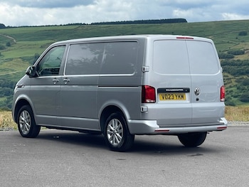 Used Volkswagen Transporter 2023 for sale - 79072550: Photo