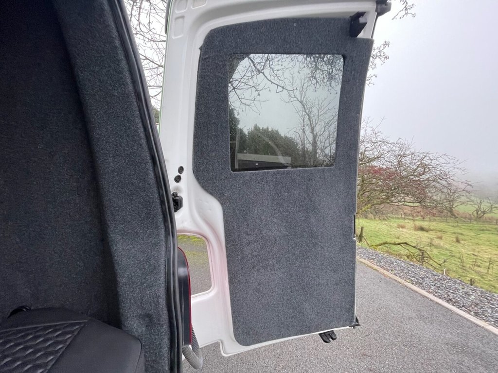 Used Volkswagen Transporter 2021 for sale - 76724193: Photo 29