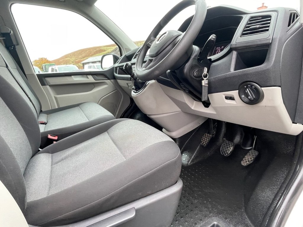 Used Volkswagen Transporter 2019 for sale - 76481772: Photo 11