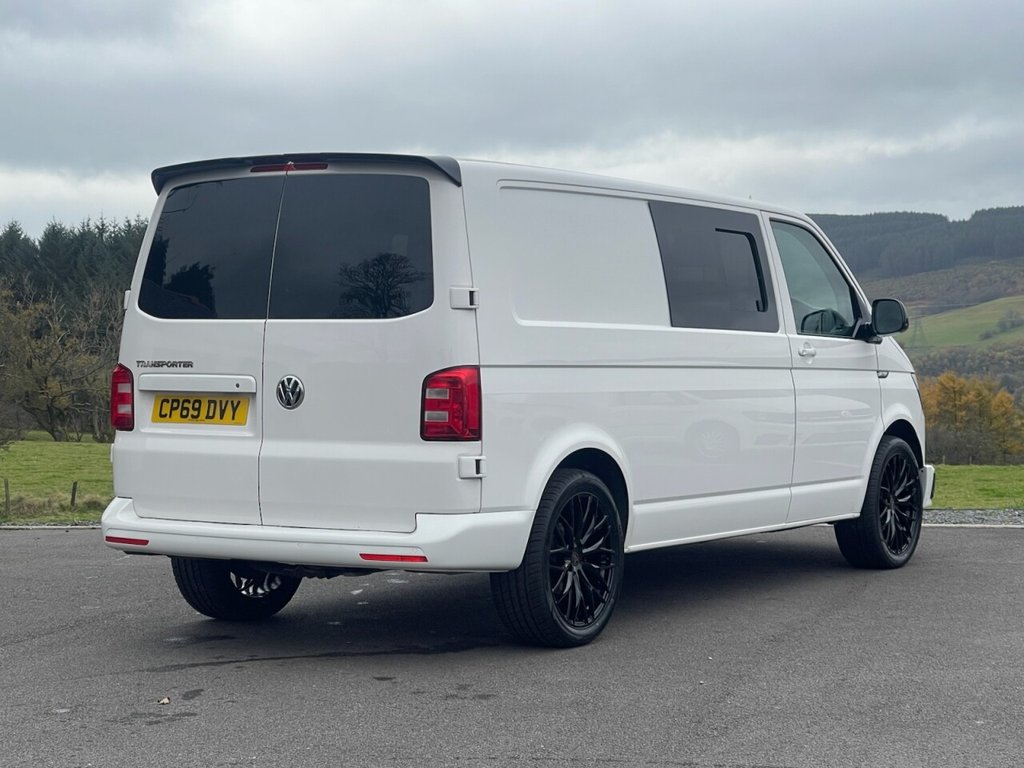 Used Volkswagen Transporter 2019 for sale - 76481772: Photo 4