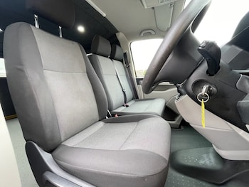 Used Volkswagen Transporter 2019 for sale - 75771081: Photo