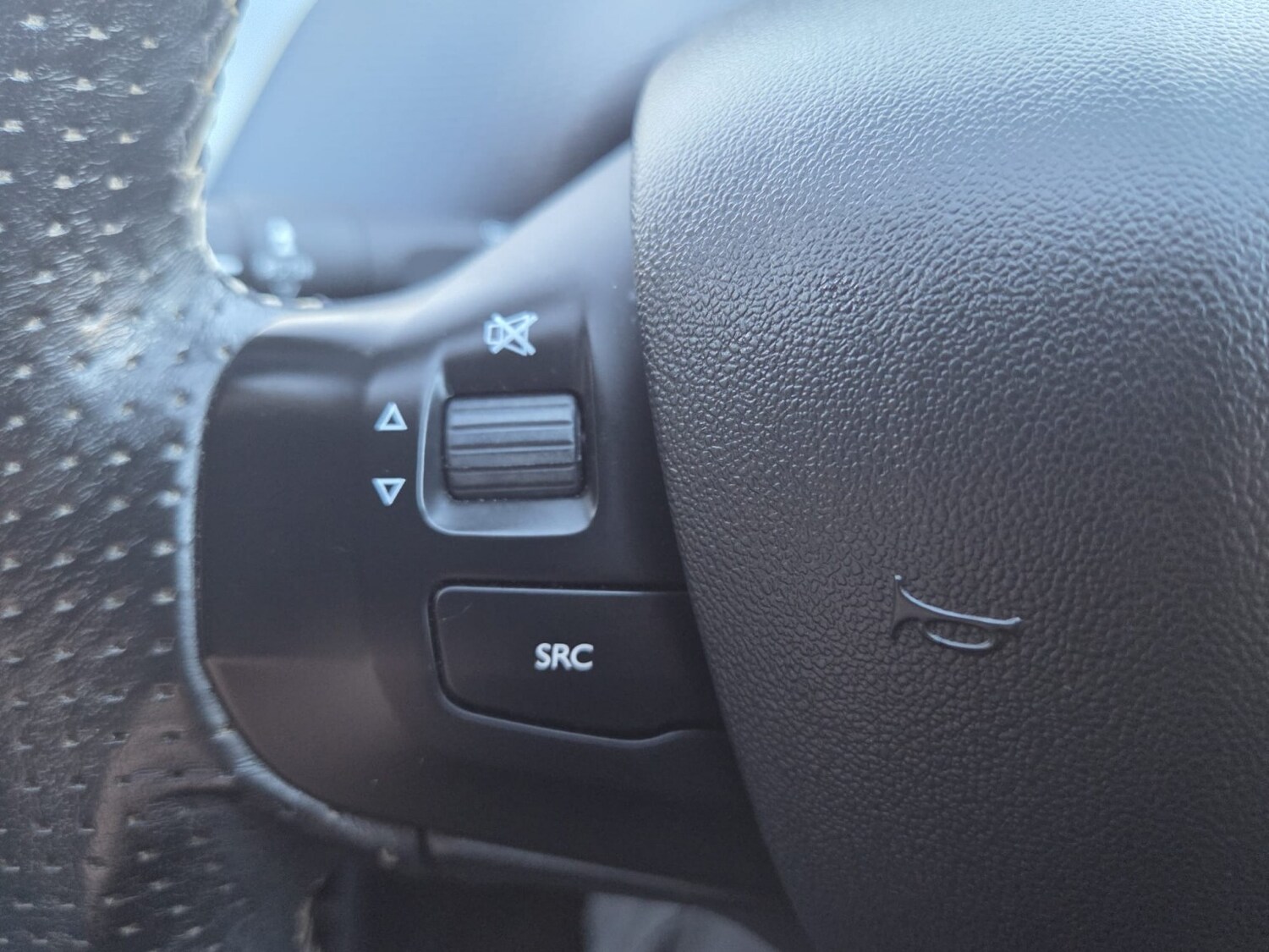 Used Peugeot 208 2018 for sale - 77572733: Photo 13