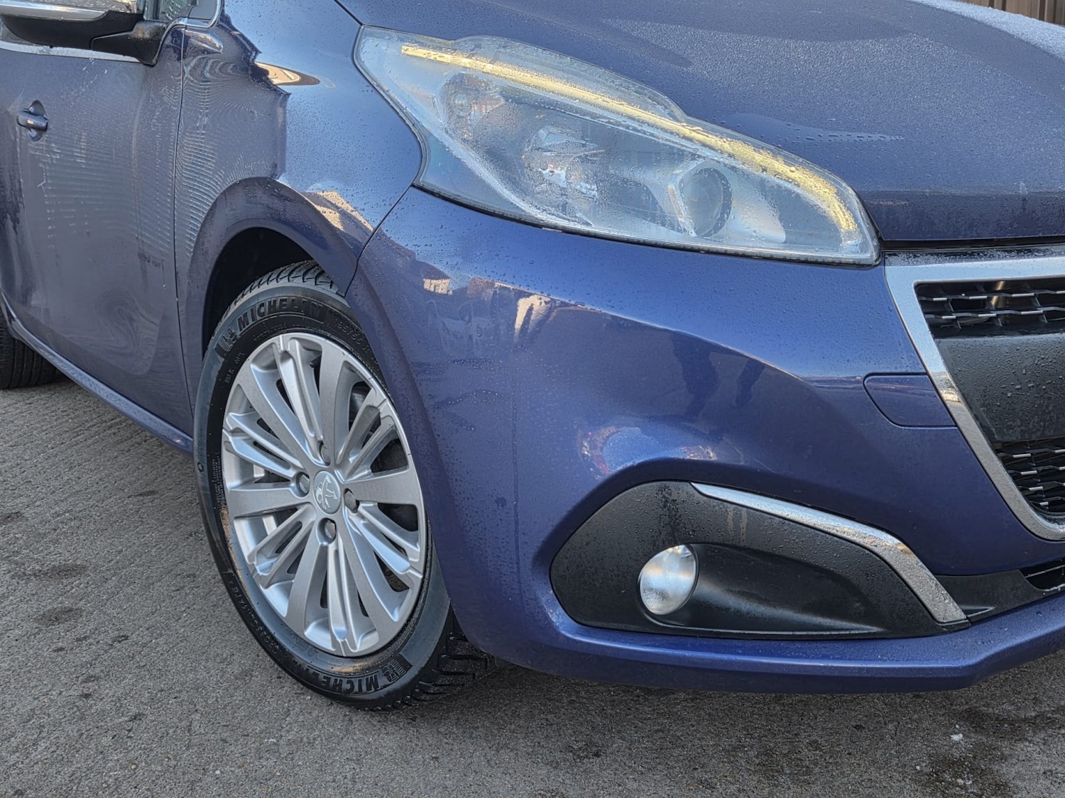Used Peugeot 208 2018 for sale - 77572733: Photo 2