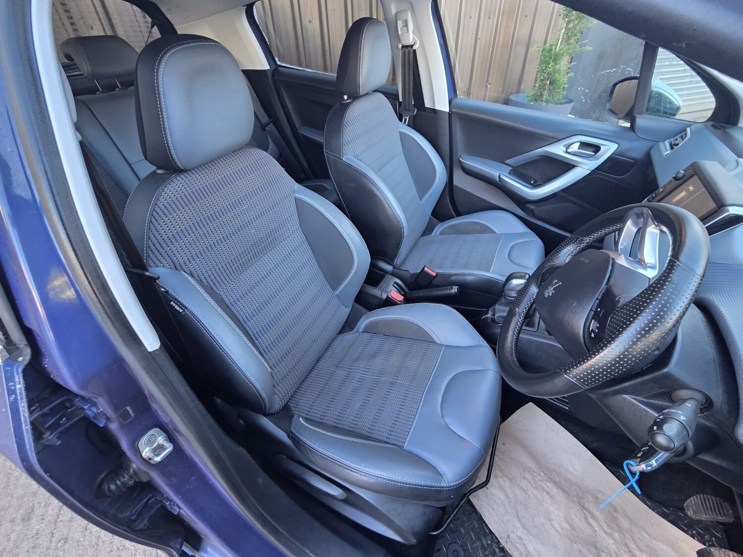 Used Peugeot 208 2018 for sale - 77572733: Photo 6