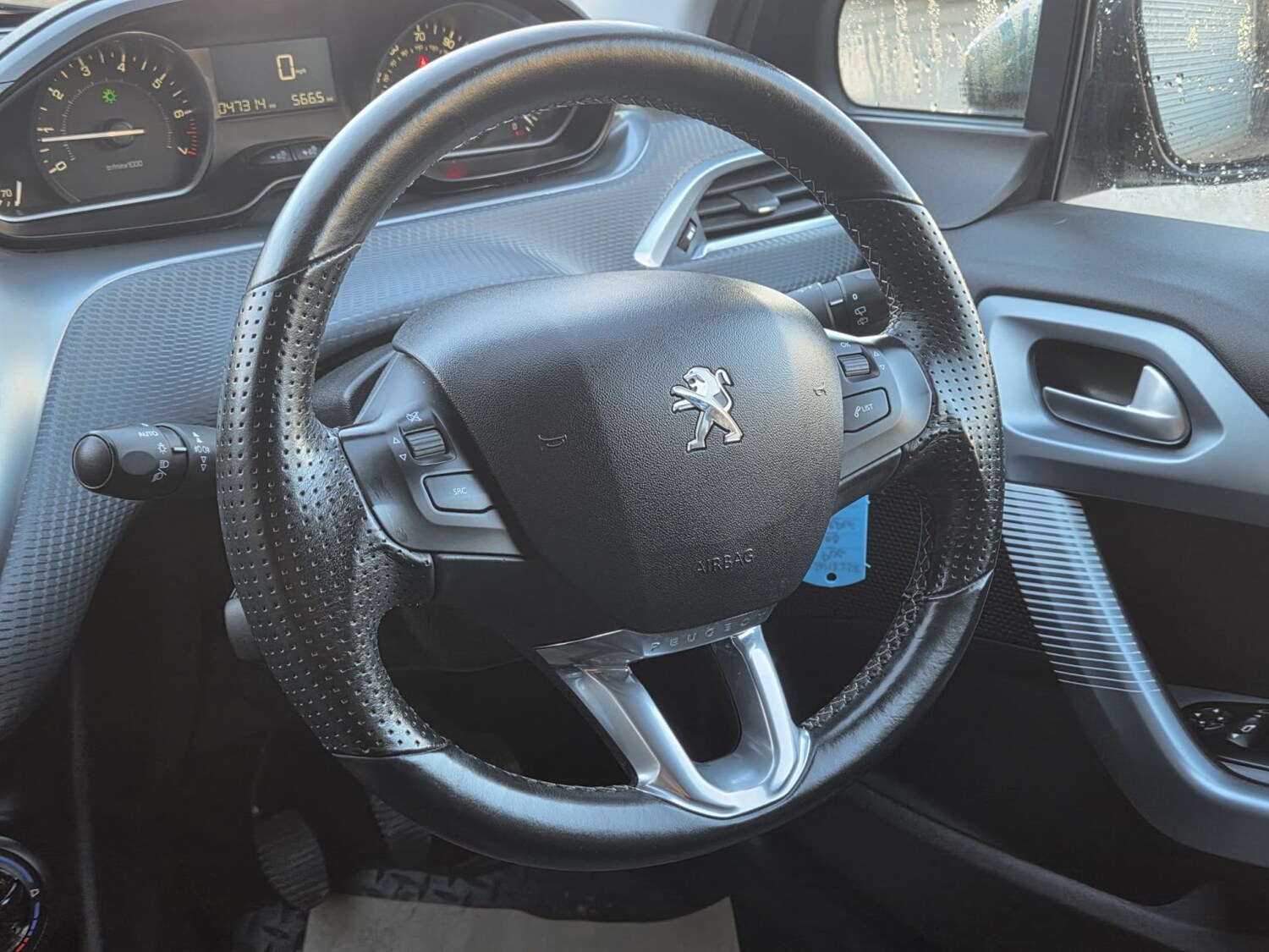 Used Peugeot 208 2018 for sale - 77572733: Photo 8