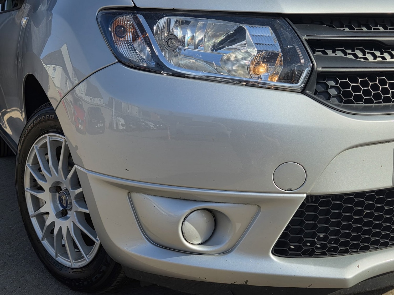 Used Dacia Logan MCV 2014 for sale - 77953909: Photo 2