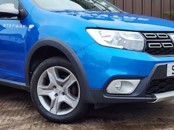 Used Dacia Sandero Stepway 2018 for sale - 76591459: Photo