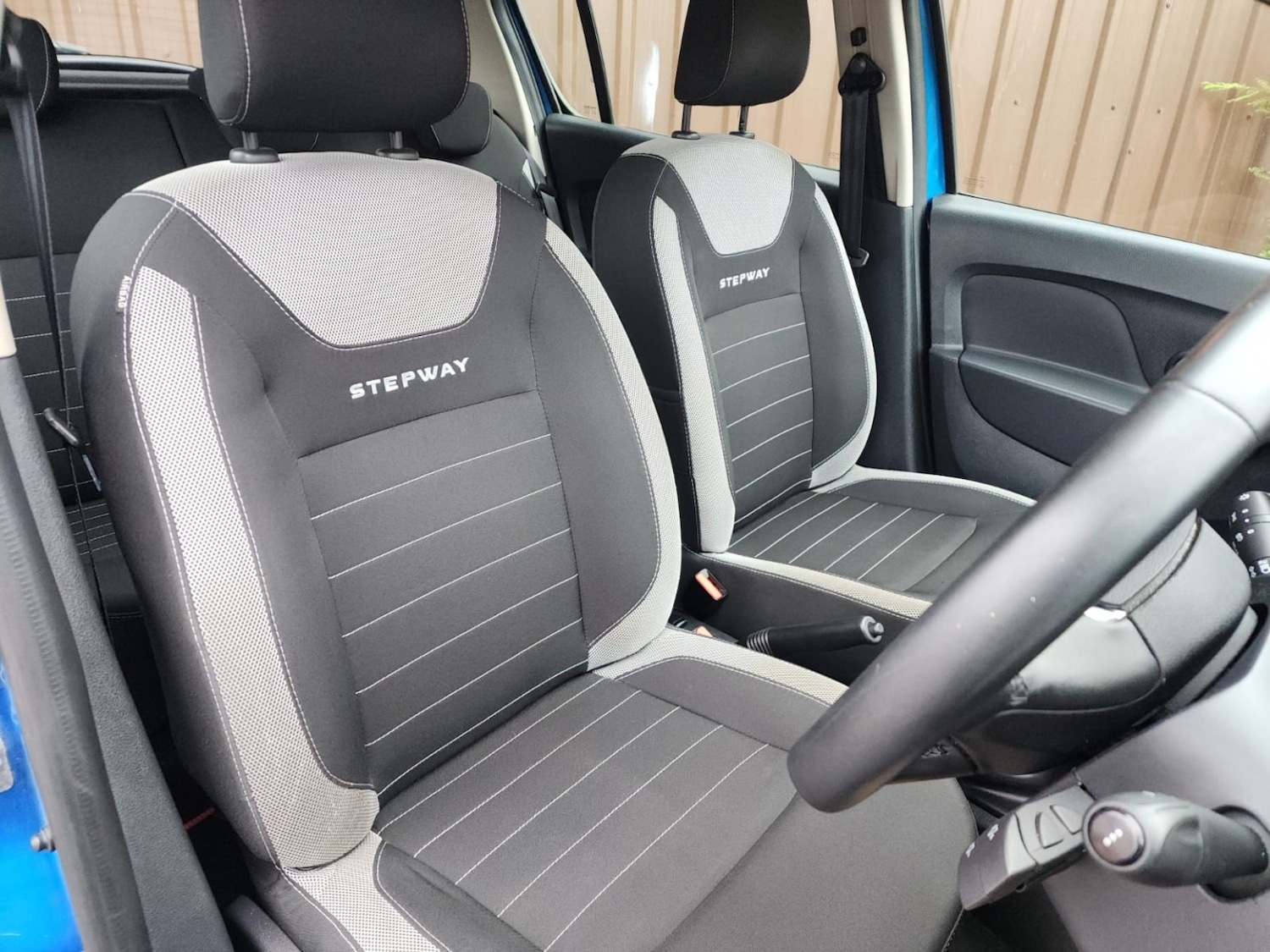 Used Dacia Sandero Stepway 2018 for sale - 76591459: Photo 6