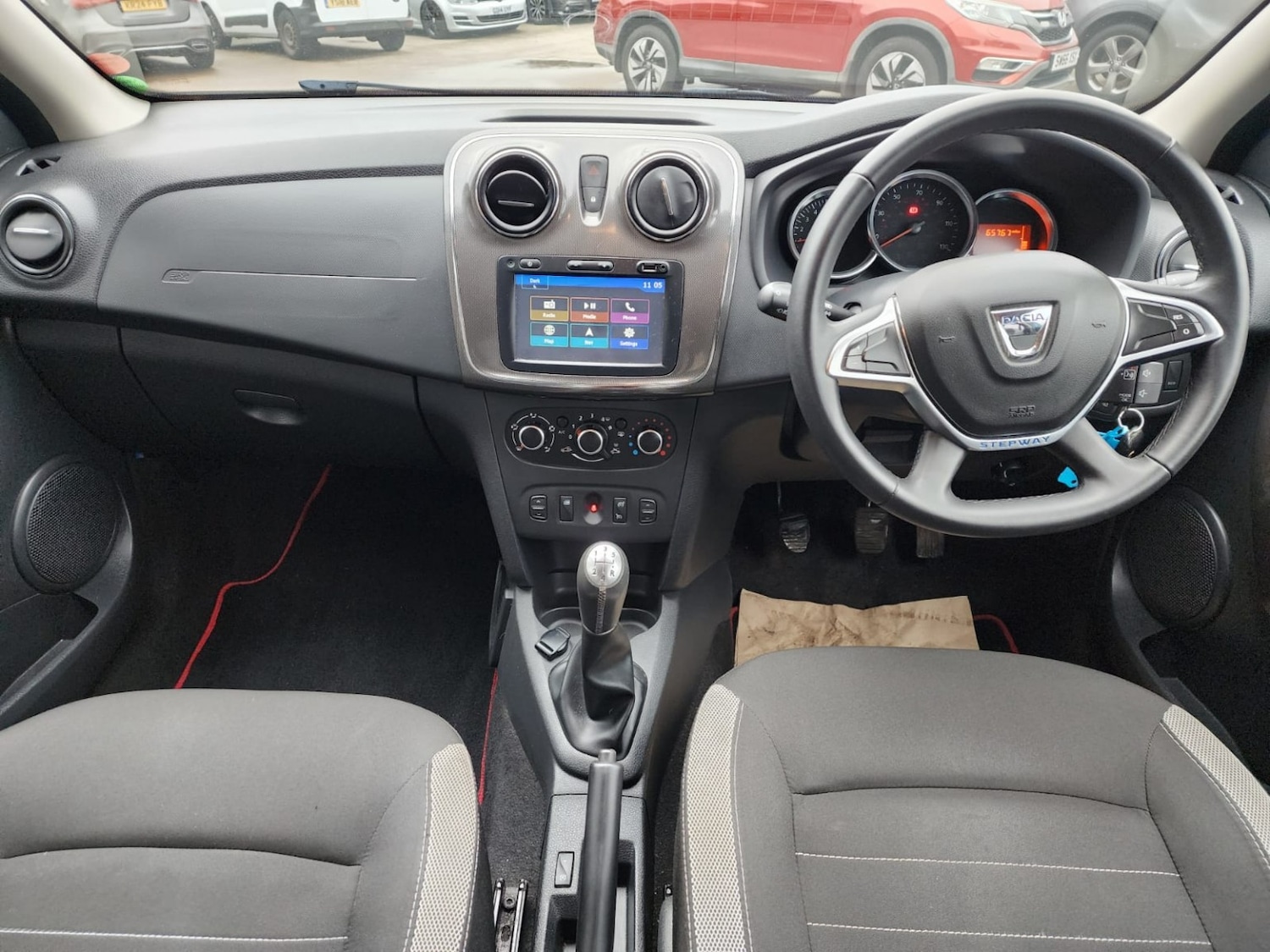 Used Dacia Sandero Stepway 2018 for sale - 76591459: Photo 7