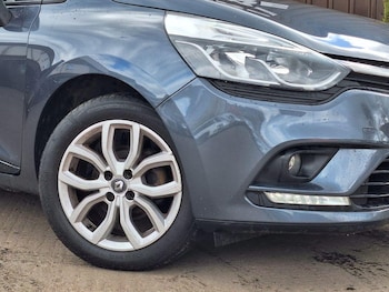 Used Renault Clio 2017 for sale - 74983919: Photo