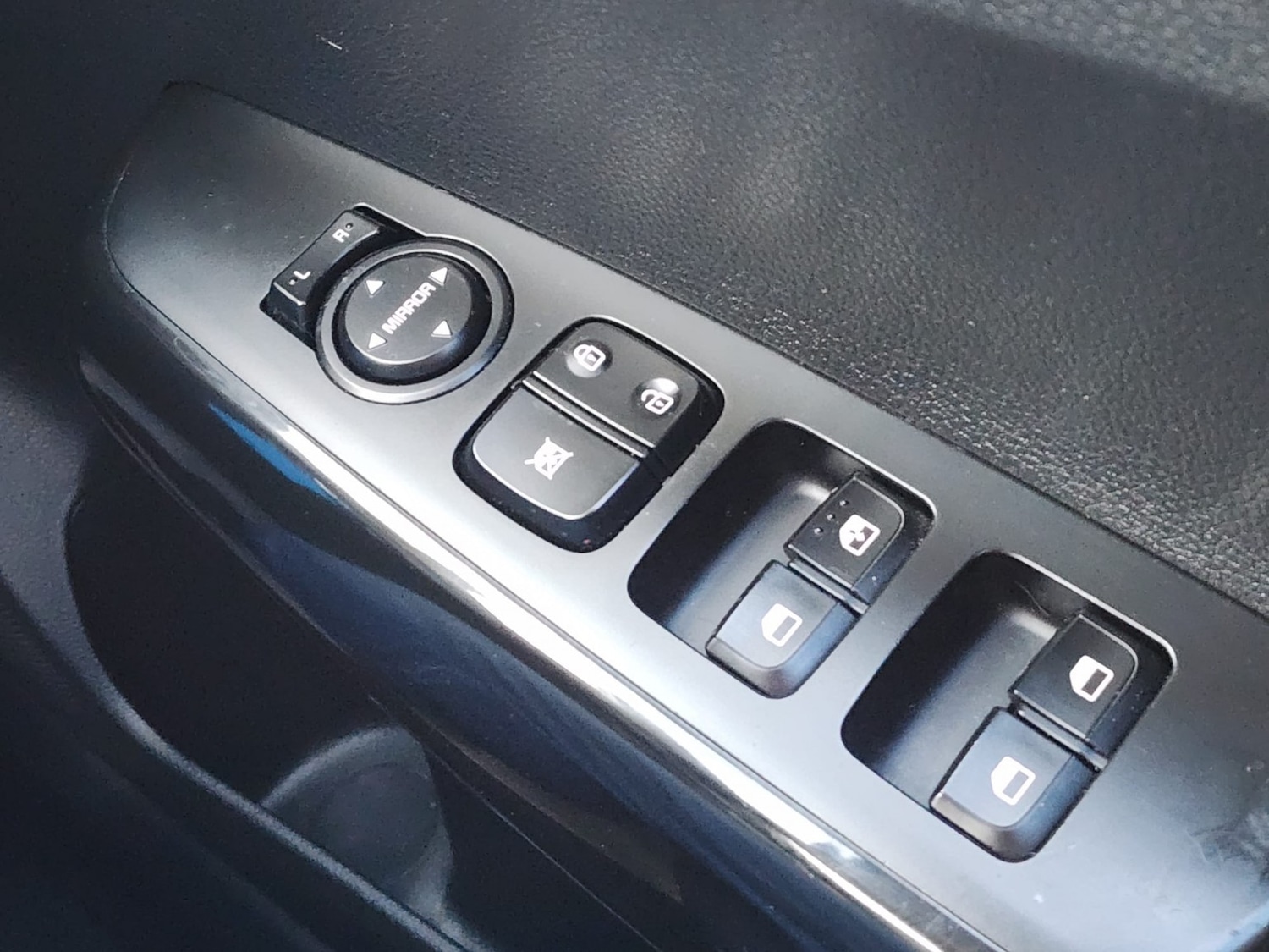 Used Kia Picanto 2017 for sale - 76751900: Photo 17