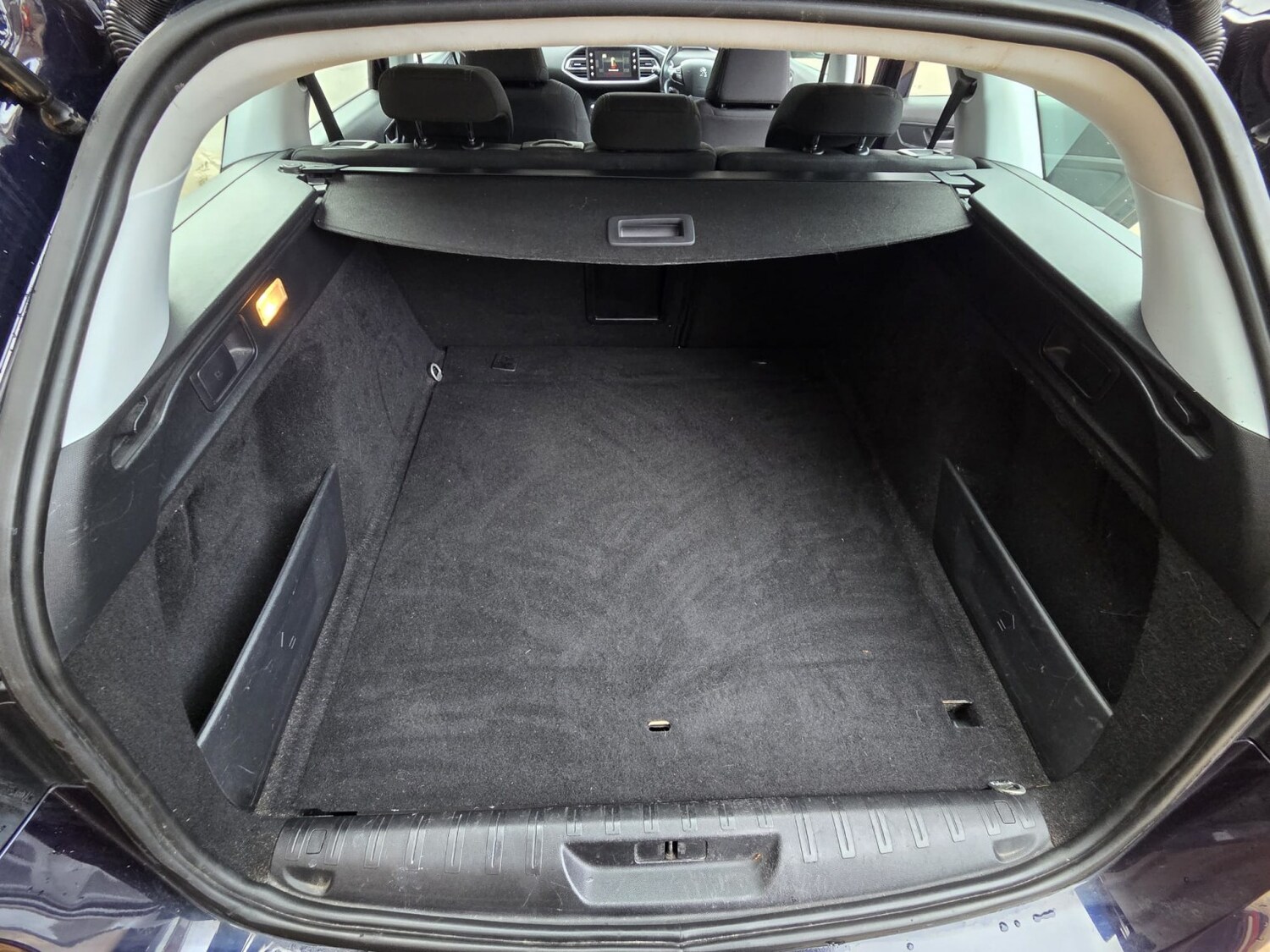 Used Peugeot 308 2016 for sale - 77572758: Photo 19