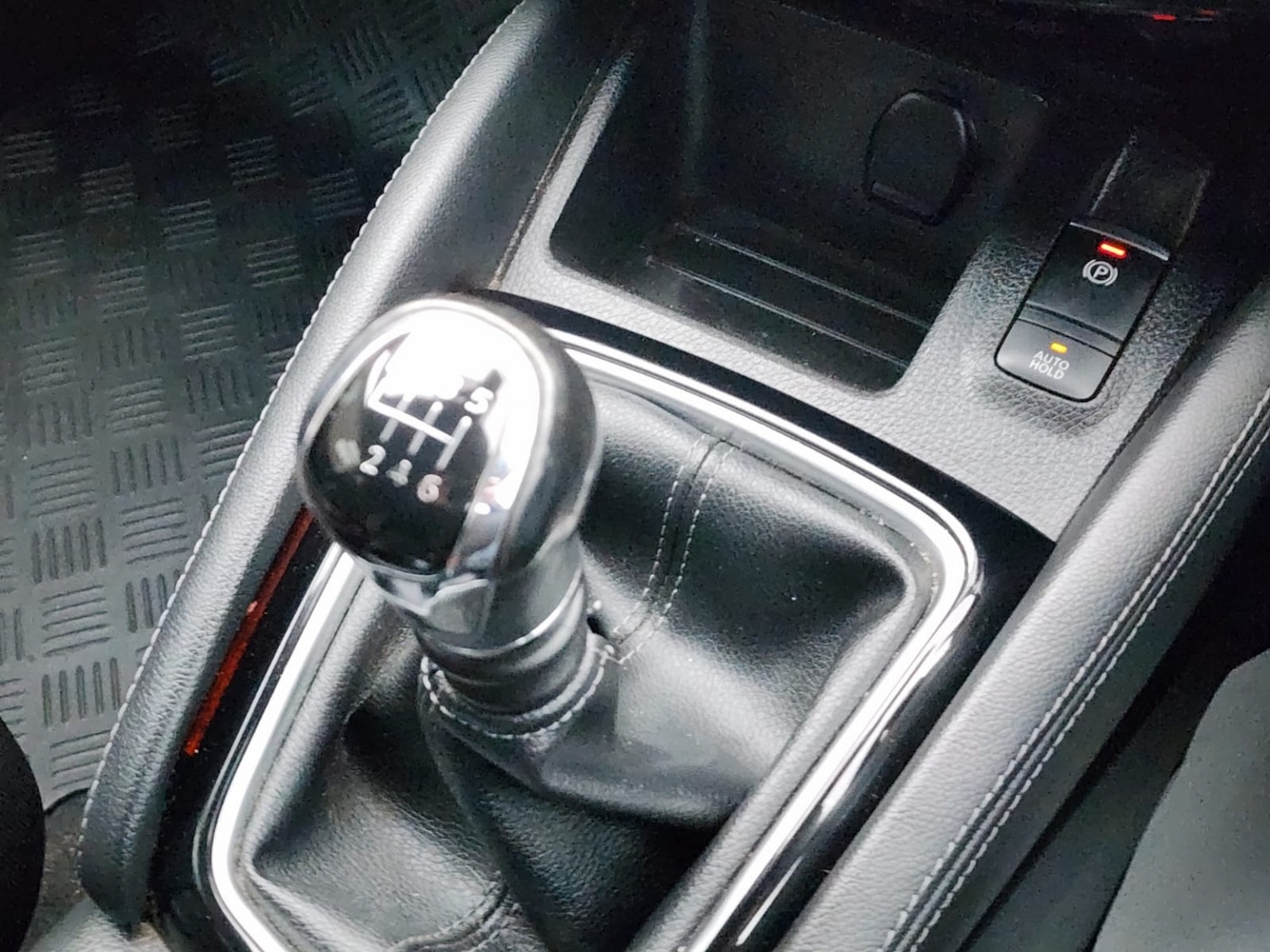 Used Nissan Qashqai 2017 for sale - 76347263: Photo 14