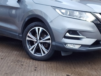 Used Nissan Qashqai 2017 for sale - 76347263: Photo