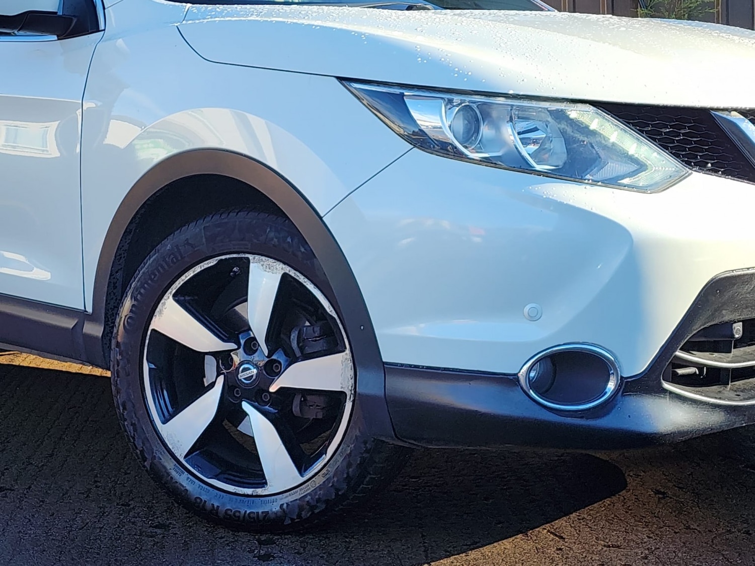 Used Nissan Qashqai 2015 for sale - 77027902: Photo 2