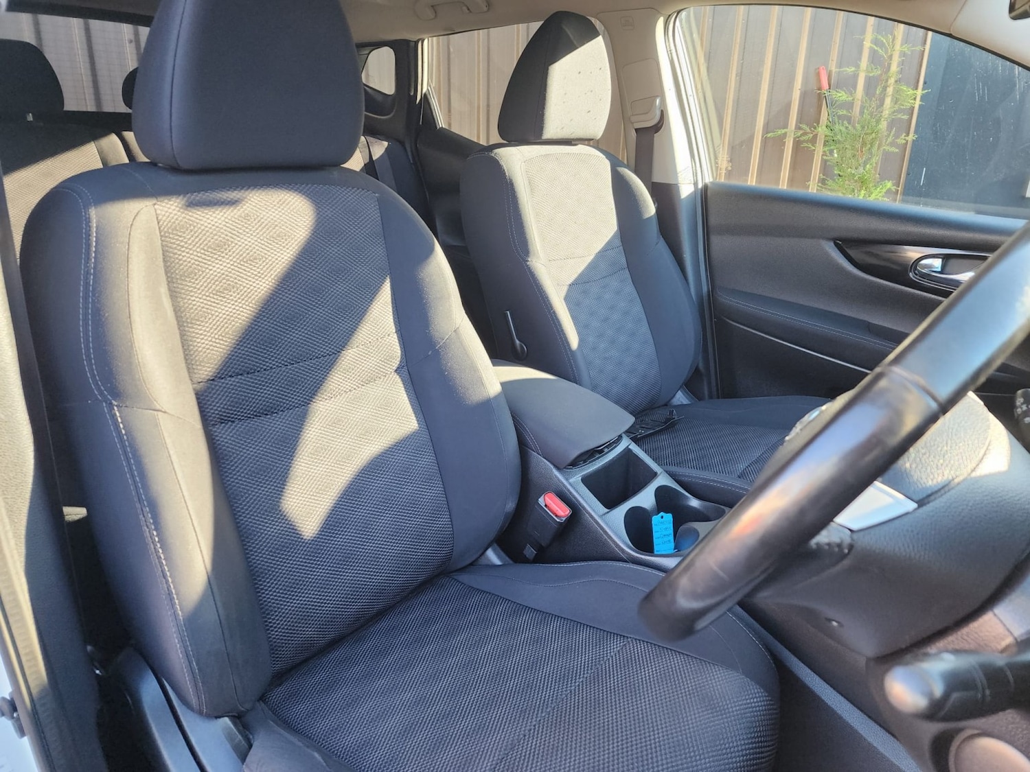 Used Nissan Qashqai 2015 for sale - 77027902: Photo 6