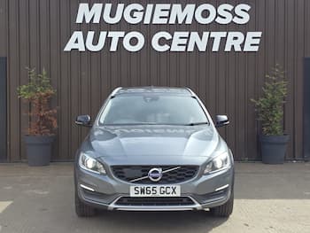 Used Volvo V60 Cross Country 2015 for sale - 79687325: Photo