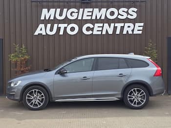 Used Volvo V60 Cross Country 2015 for sale - 79687325: Photo