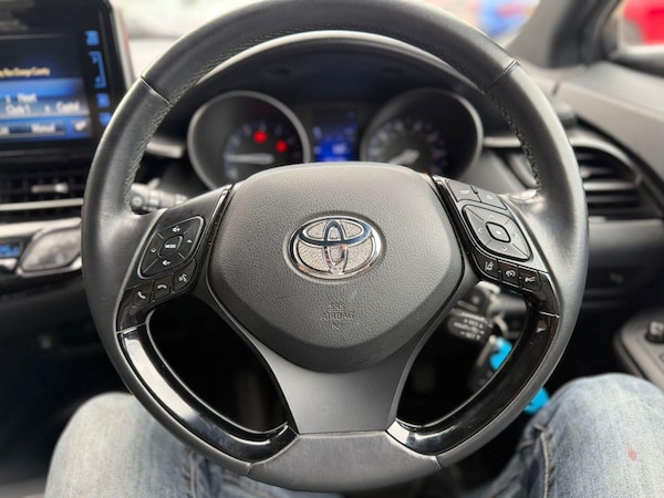 Used Toyota C-HR 2019 for sale - 76174121: Photo 8