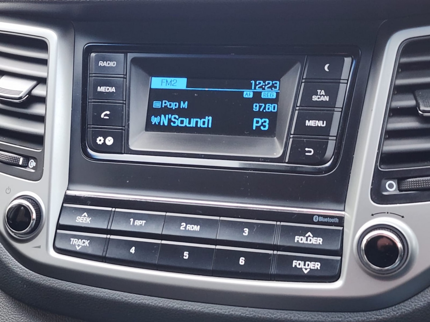 Used Hyundai TUCSON 2018 for sale - 76643357: Photo 11