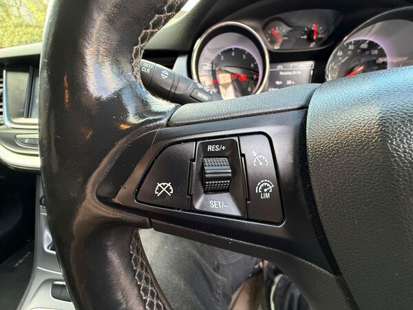 Used Vauxhall Astra 2017 for sale - 76041094: Photo 8
