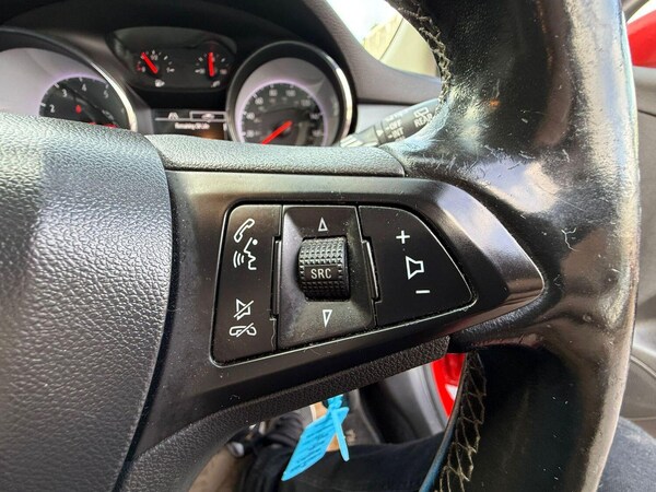 Used Vauxhall Astra 2017 for sale - 76041094: Photo 9